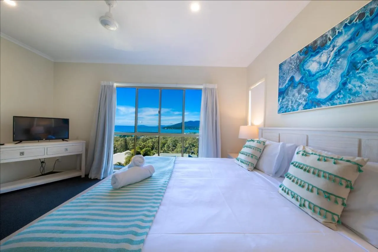 The Power House - Views & More Airlie Beach