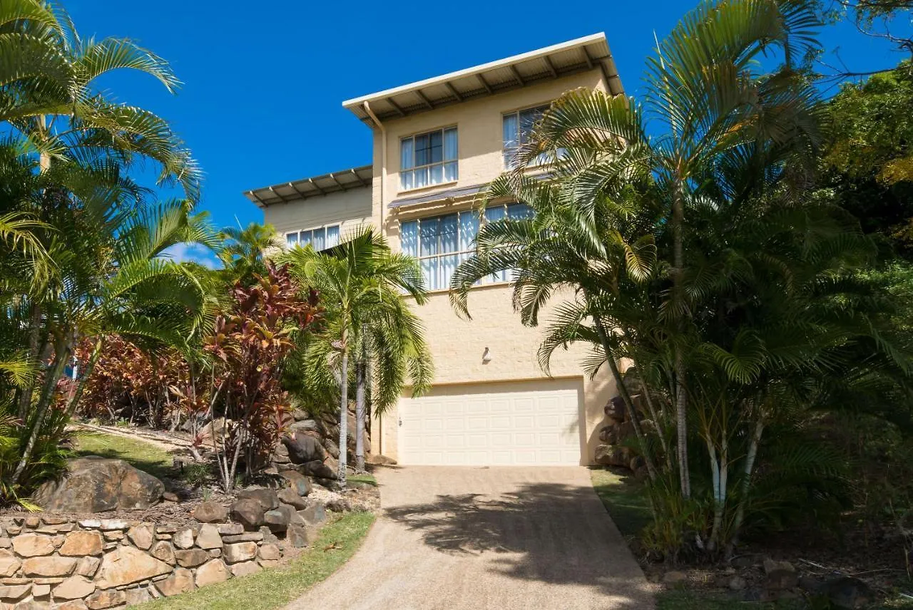 Vakantiehuis The Power House - Views & More Airlie Beach